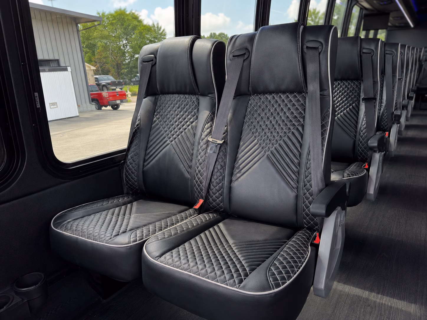 broward brewery crawl buses that keep your group together all night